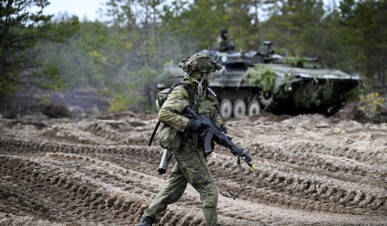 У Фінляндії розгорнуть багатонаціональні сили НАТО