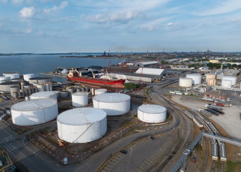 Німеччина у шість разів збільшила імпорт російського СПГ