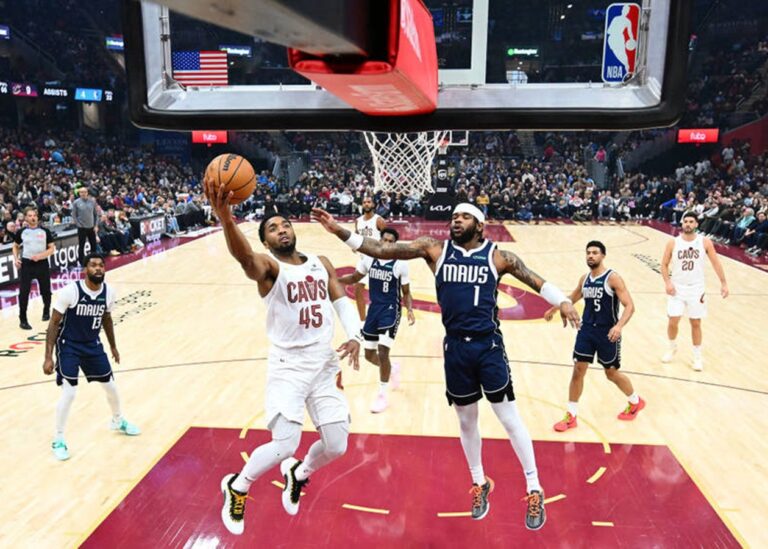 НБА: Клівленд розгромив Даллас