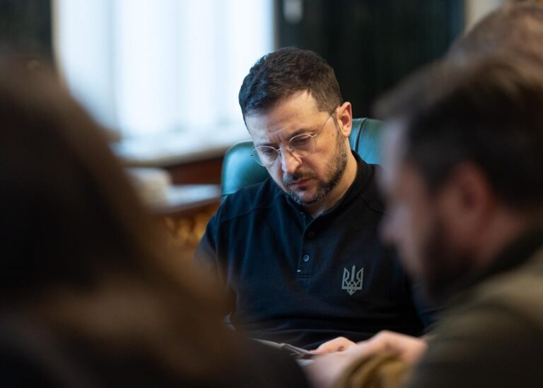 Зеленський повідомив кількість загиблих і поранених військових на війні