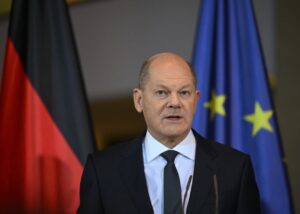 ЄС досить сильний, щоб відповісти на мита Трампа - Шольц