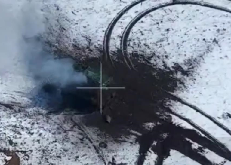 ЗСУ ракетою з ПТРК Javelin знищили танк Т-90