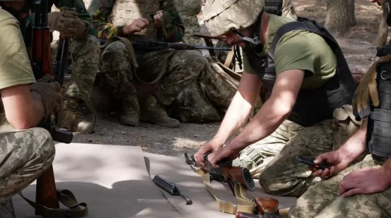 Загальновійськову підготовку викладатимуть тільки ветерани – рішення Уряду