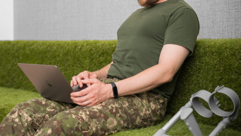 Cтатуси для ветеранів з інвалідністю та членів сімей полеглих стали цифровими