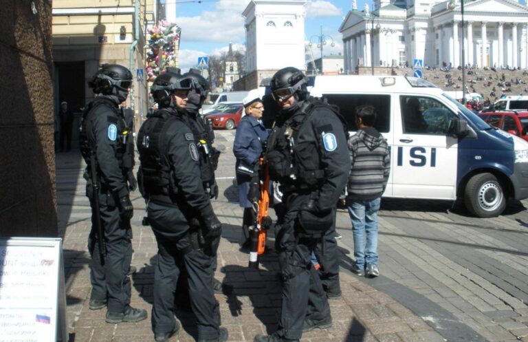 Російських шпигунів зацікавило обладнання НАТО у Фінляндії