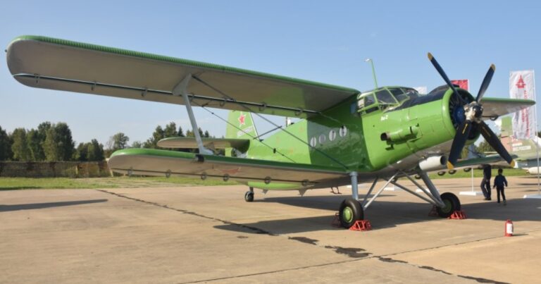 У Росії відновлять виробництво двигунів для Ан-2
