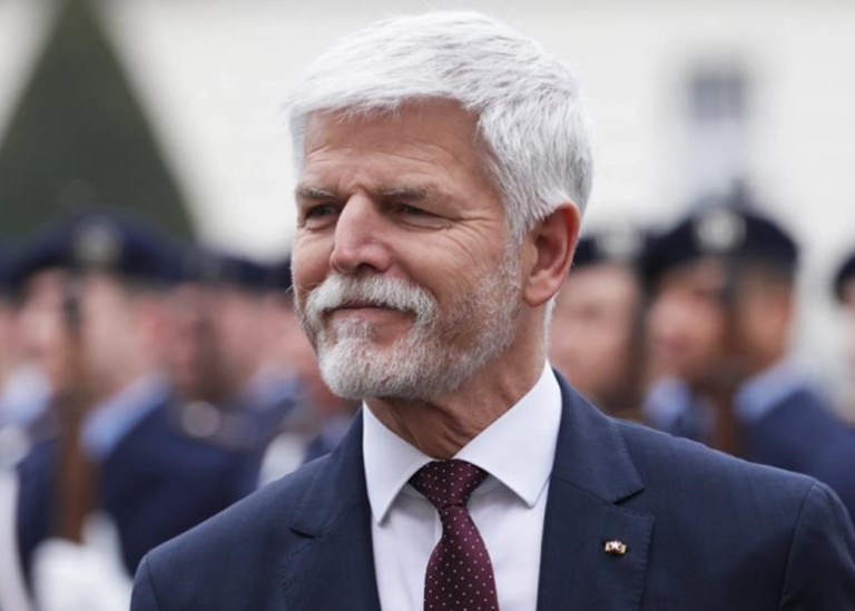 Президент Чехії пропонує створити коаліцію за мир в Україні