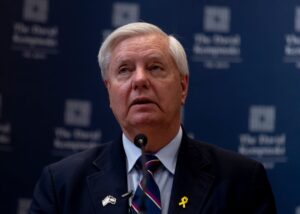 Сенатор Ліндсі Грем розповів, як змусити Росію до перемир’я