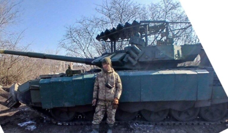 Росія, ймовірно, вперше залучила на фронт танки з КАЗ