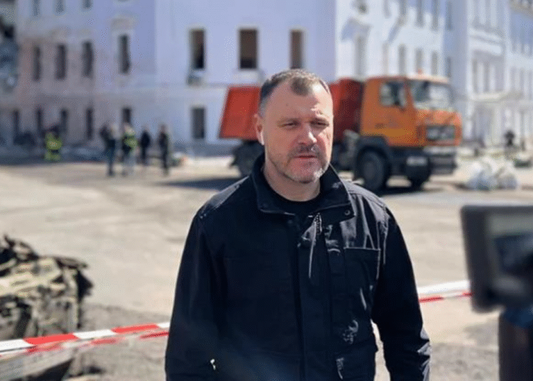У Сумах постраждали 14 поліцейських, є загиблі з інших служб – глава МВС