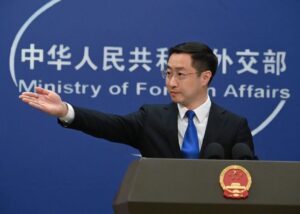 Китай відповів Зеленському щодо постачань зброї РФ