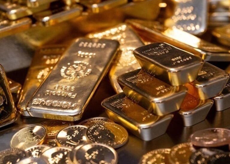 Золото вперше в історії подолало рубіж у $3500