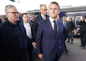 Макрон і Стармер відкинули вимоги Кремля