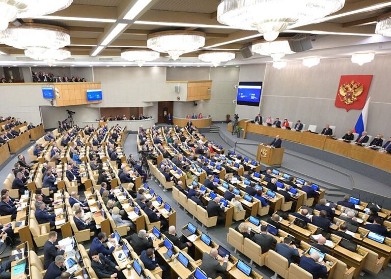 У Росії схвалили збільшення дефіциту держбюджету утричі