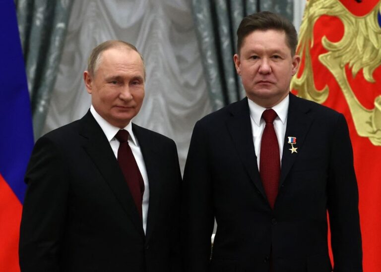 Для порятунку Газпрому: ціни на газ у РФ зростатимуть двічі на рік