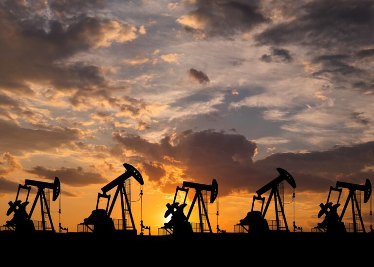 Ціни на нафту знижуються на тлі очікувань збільшення видобутку