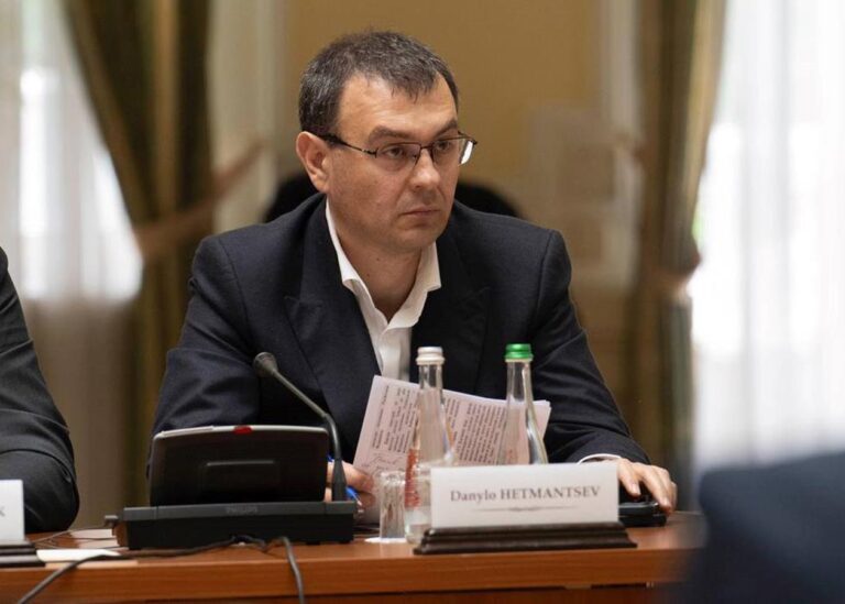 У Раді пропонують Нацбанку провести валютну лібералізацію