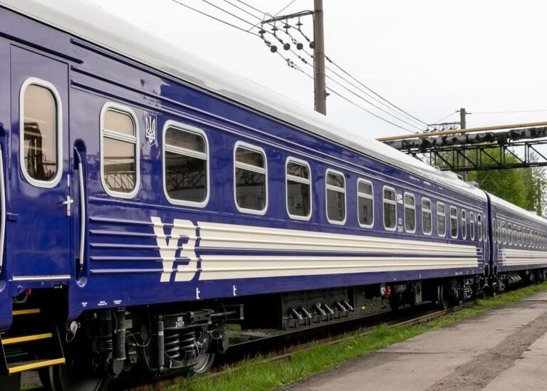 Укрзалізниця анонсувала нові рейси на серпень