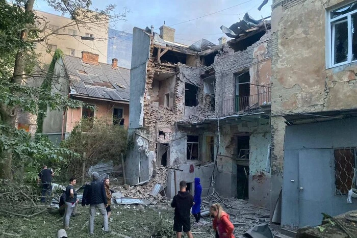 Атака на Львів: мер показав кадри та повідомив про наслідки (фото, відео)