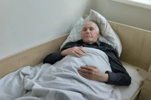 У Житомирі медики успішно прооперували 100-річного пацієнта