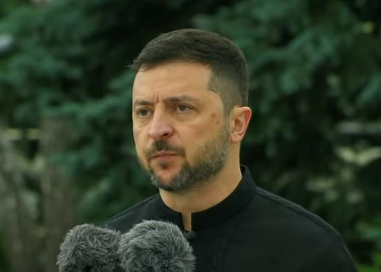 Зеленський привітав з Днем Державного прапора