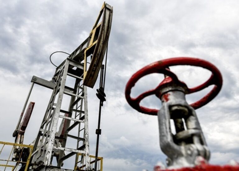 Індія скоротить закупівлі нафти з Росії перед підвищенням мит США – ЗМІ