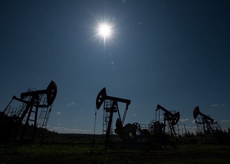 Канада обмежила ціну на російську нафту до $47,60