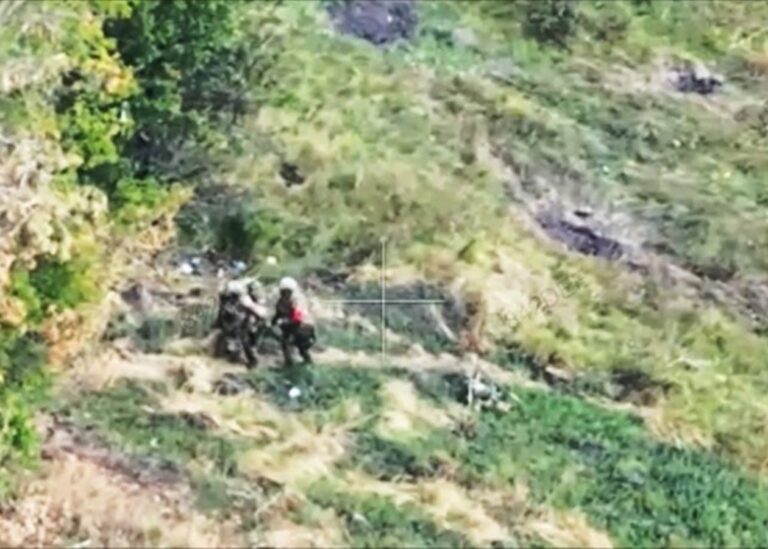 Оператори FPV-дронів відбили наступ росіян