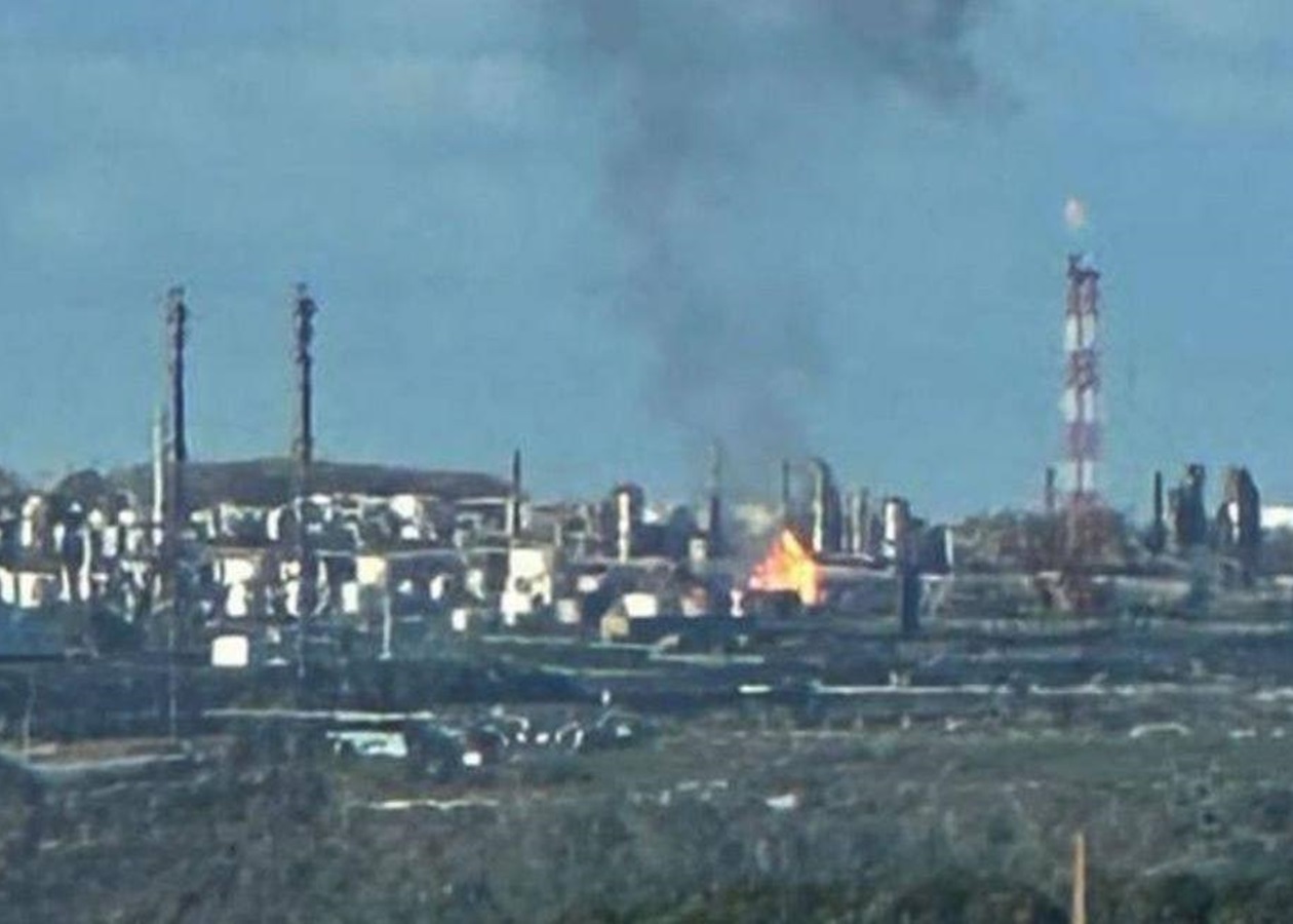 ЗМІ дізнались про наслідки атаки на заводи в Уфі