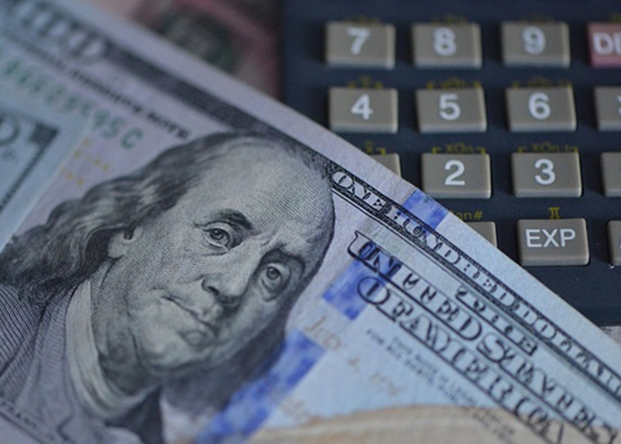 США вперше за дев'ять місяців знизили ключову ставку