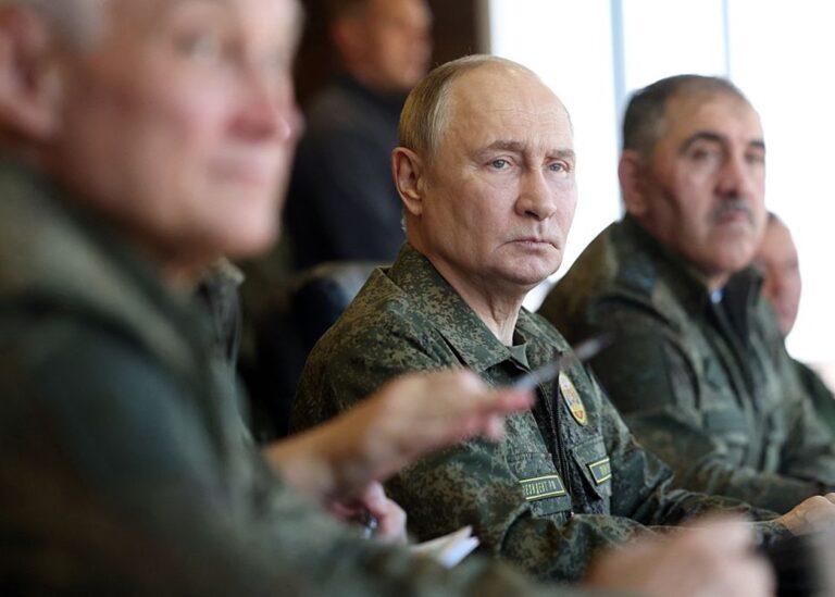 Путін назвав кількість військових Росії в Україні