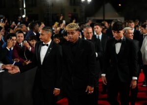 На червоній доріжці Золотого м'яча вболівальники обсвистали Барселону