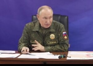 Путін похвалився "необмеженою" ракетою Буревісник