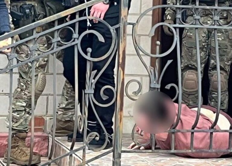 У Вінниці переможець олімпіад з хімії влаштував у будинку нарколабораторію