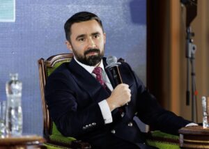 У Метінвесті оцінили вплив вуглецевого мита на економіку України