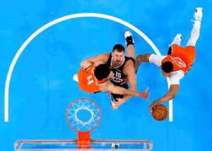 Гравець Денвера обіграв стартову п’ятірку суперника