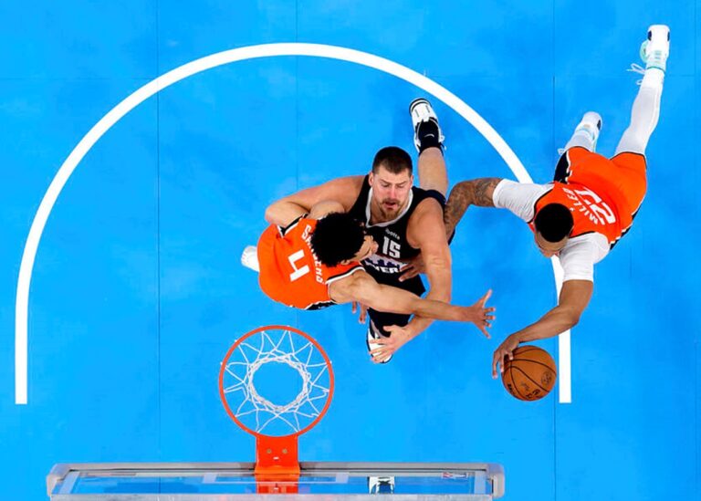 Гравець Денвера обіграв стартову п’ятірку суперника