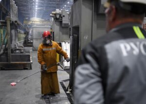 Найбільший кремнієвий завод РФ припинить виробництво