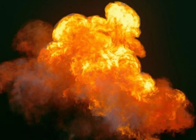 У Рязані і Тулі десятки вибухів, у Рильську пожежа