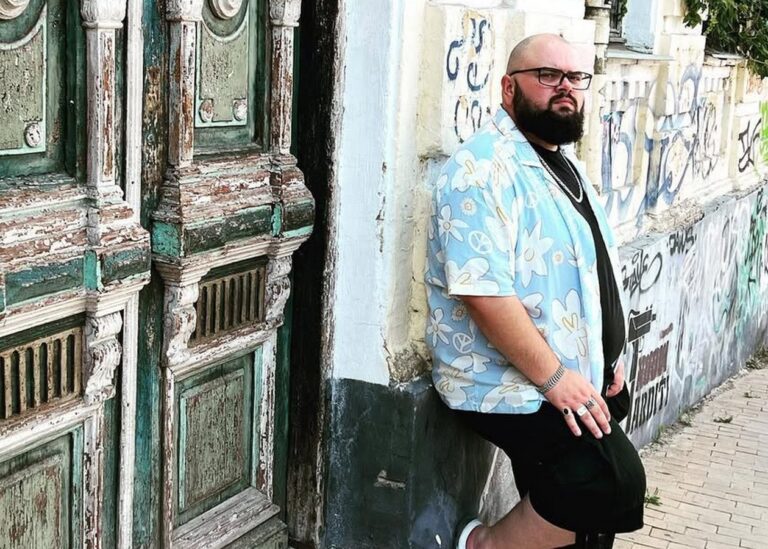 Відомий блогер відреагував на чутки про свою мобілізацію