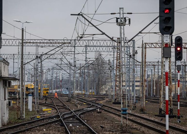Пошкодження залізничної колії виявили в центральній Польщі
