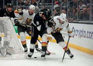 НХЛ: голепад у Нью-Йорку та драма в Лос-Анджелесі