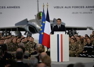 Франція відправила в Гренландію військовий контингент