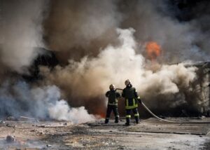 Одесу атакують "шахеди": є влучання у двоповерхівку