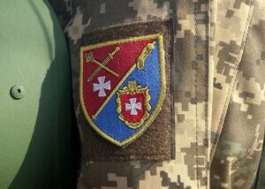 В Рівному невідомі "відбили" чоловіків у військових ТЦК