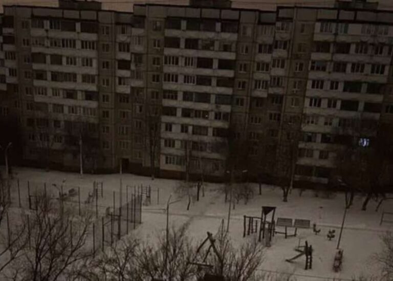 Без тепла, світла і води: російський Бєлгород оголосив масову евакуацію