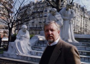 Помер відомий фантаст, автор Гіперіона Ден Сімонс