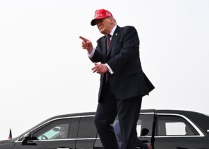 Трамп стежив за ударами по Ірану - Білий дім