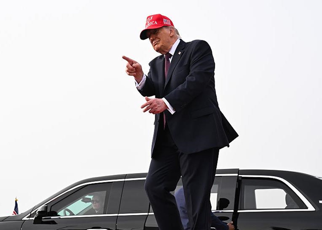 Трамп стежив за ударами по Ірану - Білий дім