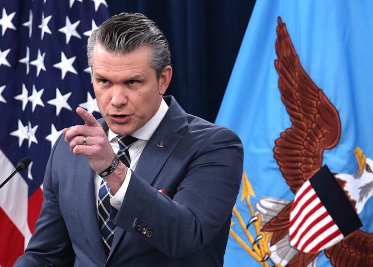 Шеф Пентагону натякнув, що Україна залишиться без боєприпасів